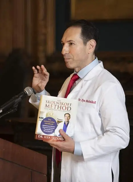 doctor speaking about inflammation