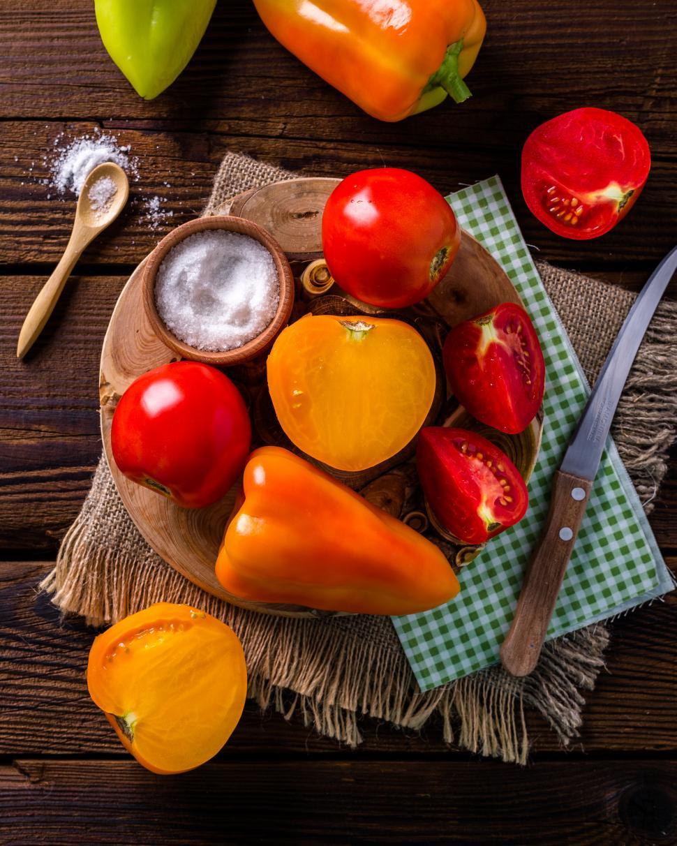 Belly Fat and Hormone Balancing Diet: Part 3 overhead view of bell peppers and tomatoes
